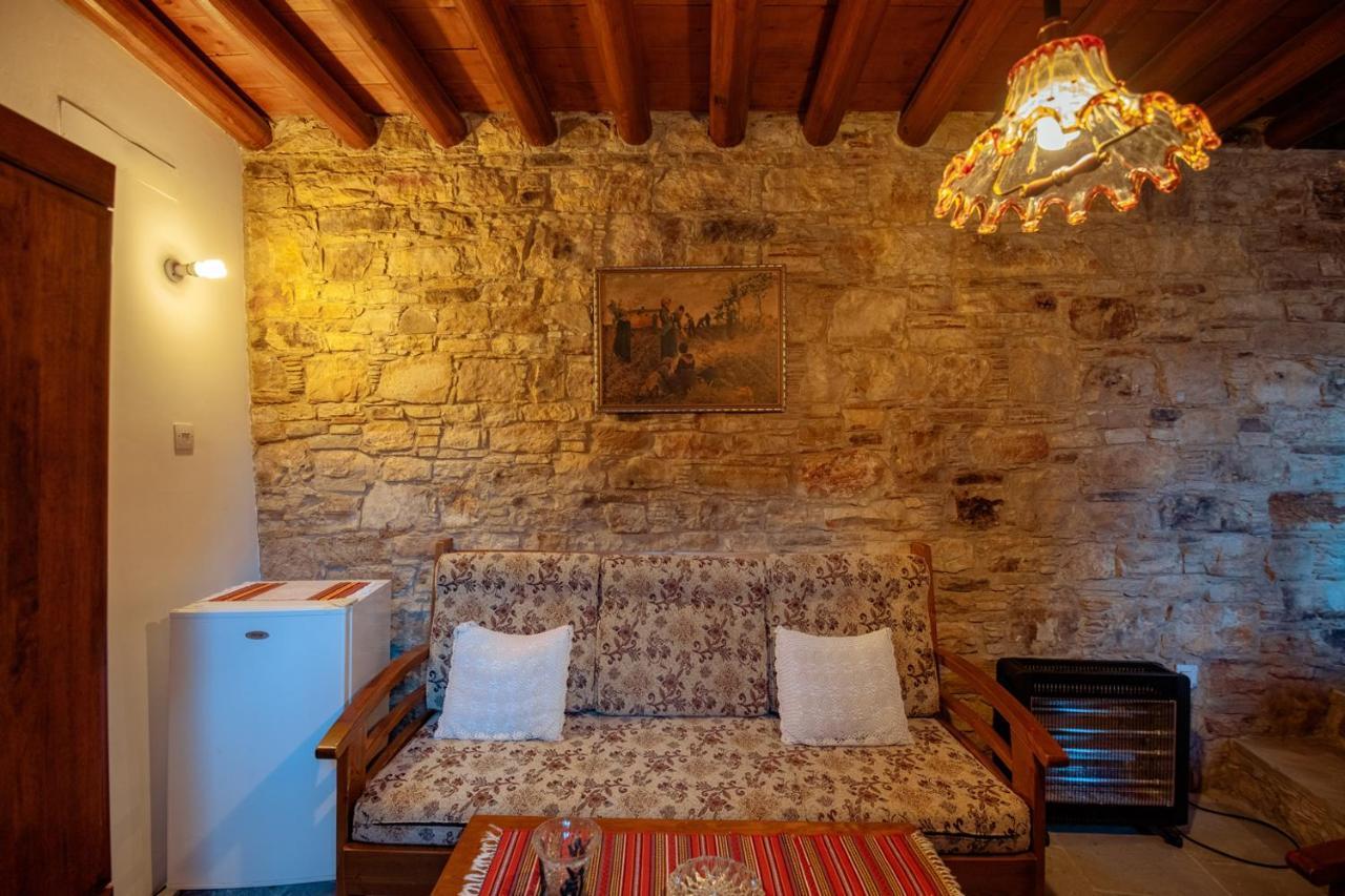 Constantias Stone Houses Lofou Exterior photo